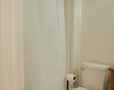 1432 W Emerald Avenue - Photo Thumbnail 9