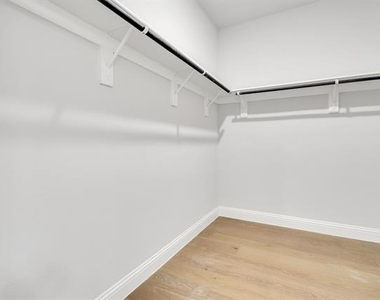 4857 Purlieu Drive - Photo Thumbnail 25