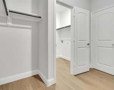 4857 Purlieu Drive - Photo Thumbnail 26