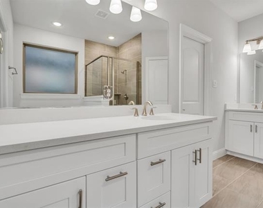 4857 Purlieu Drive - Photo Thumbnail 24