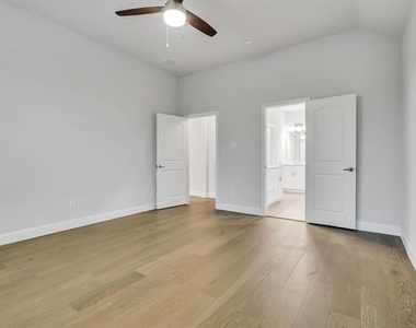 4857 Purlieu Drive - Photo Thumbnail 21
