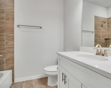 4857 Purlieu Drive - Photo Thumbnail 32