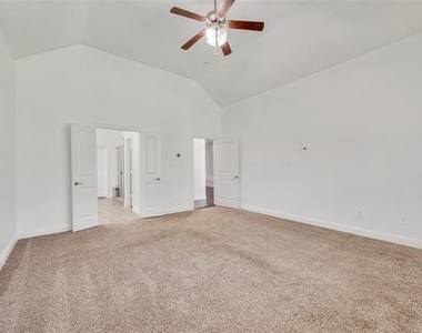 10409 Jackson Hole Lane - Photo Thumbnail 23