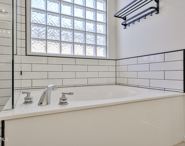 30870 N 125th Drive - Photo Thumbnail 28