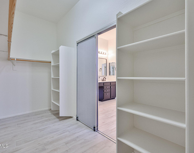30870 N 125th Drive - Photo Thumbnail 32