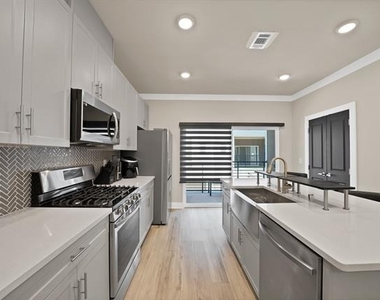 3320 Norris Street - Photo Thumbnail 4