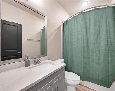 3320 Norris Street - Photo Thumbnail 24