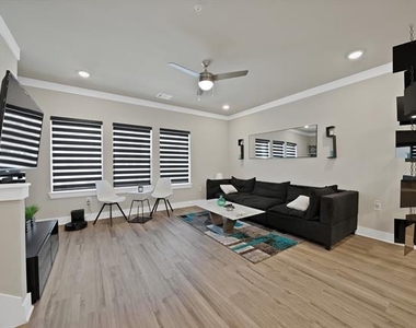 3320 Norris Street - Photo Thumbnail 13