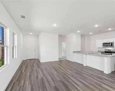 783 Camden Drive - Photo Thumbnail 1