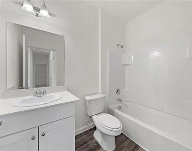 783 Camden Drive - Photo Thumbnail 11