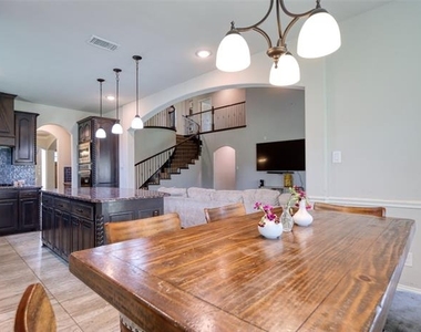 2601 Grouse Hollow Way - Photo Thumbnail 22