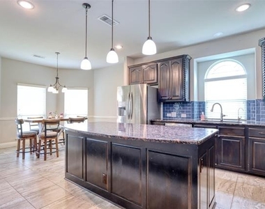 2601 Grouse Hollow Way - Photo Thumbnail 16