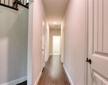 2601 Grouse Hollow Way - Photo Thumbnail 29