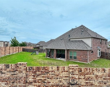 2601 Grouse Hollow Way - Photo Thumbnail 39