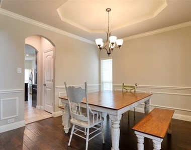 2601 Grouse Hollow Way - Photo Thumbnail 12