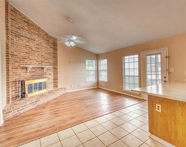 9314 Shipman Street - Photo Thumbnail 4