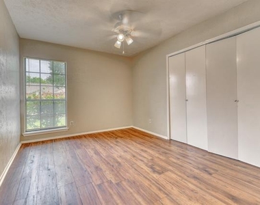 9314 Shipman Street - Photo Thumbnail 22