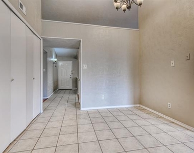 9314 Shipman Street - Photo Thumbnail 10