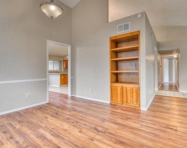 9314 Shipman Street - Photo Thumbnail 14