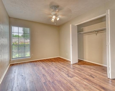 9314 Shipman Street - Photo Thumbnail 20