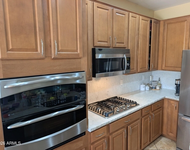 31612 N 23rd Avenue - Photo Thumbnail 5