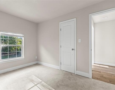 5517 Greenview Court - Photo Thumbnail 35
