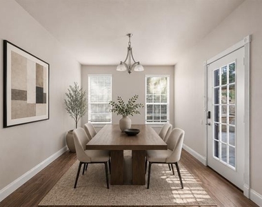 5517 Greenview Court - Photo Thumbnail 14