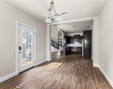 5517 Greenview Court - Photo Thumbnail 15