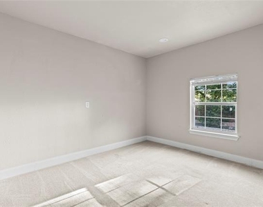 5517 Greenview Court - Photo Thumbnail 34
