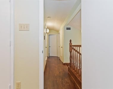 6014 Parkmeadow Drive - Photo Thumbnail 23