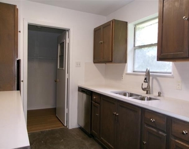 1519 Rambler Road - Photo Thumbnail 7