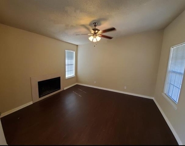 4748 Old Bent Tree Lane - Photo Thumbnail 6
