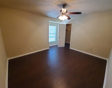 4748 Old Bent Tree Lane - Photo Thumbnail 10