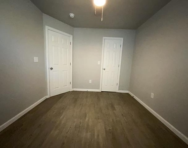 1808 Nw Taft Avenue - Photo Thumbnail 17