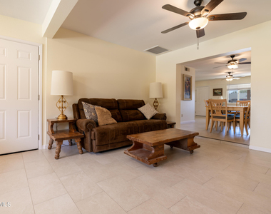 10846 N 109th Avenue - Photo Thumbnail 5