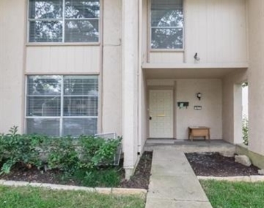 317 Valley Park Drive - Photo Thumbnail 1