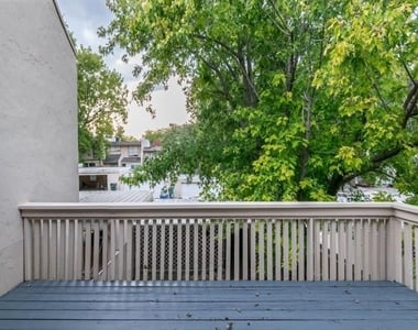 317 Valley Park Drive - Photo Thumbnail 21