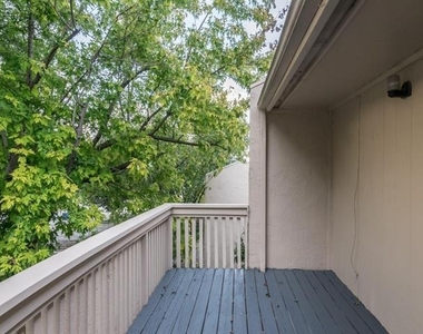 317 Valley Park Drive - Photo Thumbnail 22