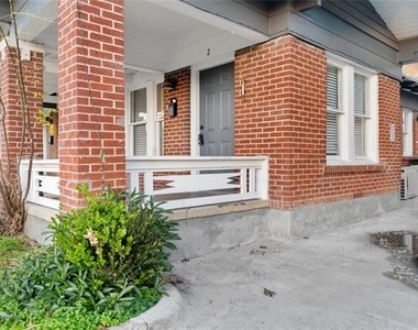 813 May Street - Photo Thumbnail 3