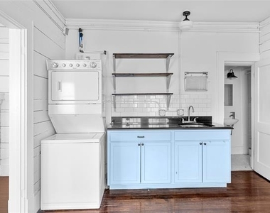 813 May Street - Photo Thumbnail 16