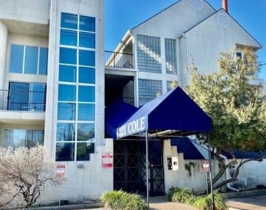4221 Cole Avenue - Photo Thumbnail 16