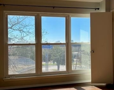 4221 Cole Avenue - Photo Thumbnail 9