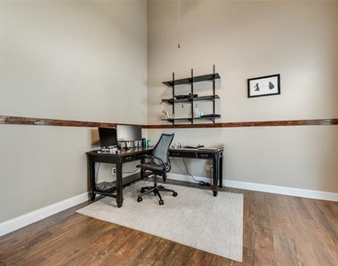 4104 Tiffany Drive - Photo Thumbnail 16