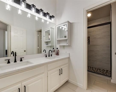 4104 Tiffany Drive - Photo Thumbnail 12