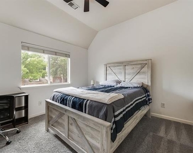 4104 Tiffany Drive - Photo Thumbnail 11