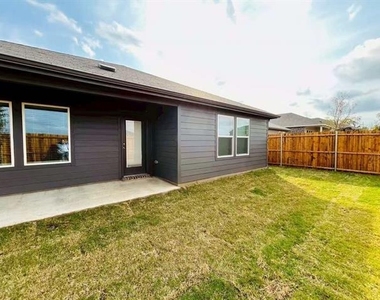 4331 Rendezvous Way - Photo Thumbnail 21