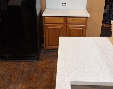 4506 Burnhill Drive - Photo Thumbnail 14