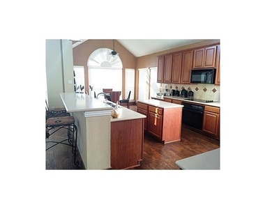 4506 Burnhill Drive - Photo Thumbnail 6