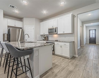 579 Ruthye Lane - Photo Thumbnail 11