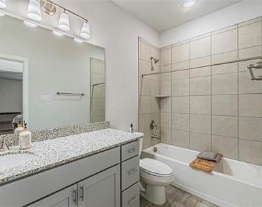 579 Ruthye Lane - Photo Thumbnail 7